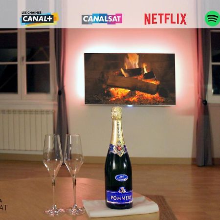 Duplex Cosy Flat - Hyper-Centre Senlis Apartment Senlis  Exterior foto