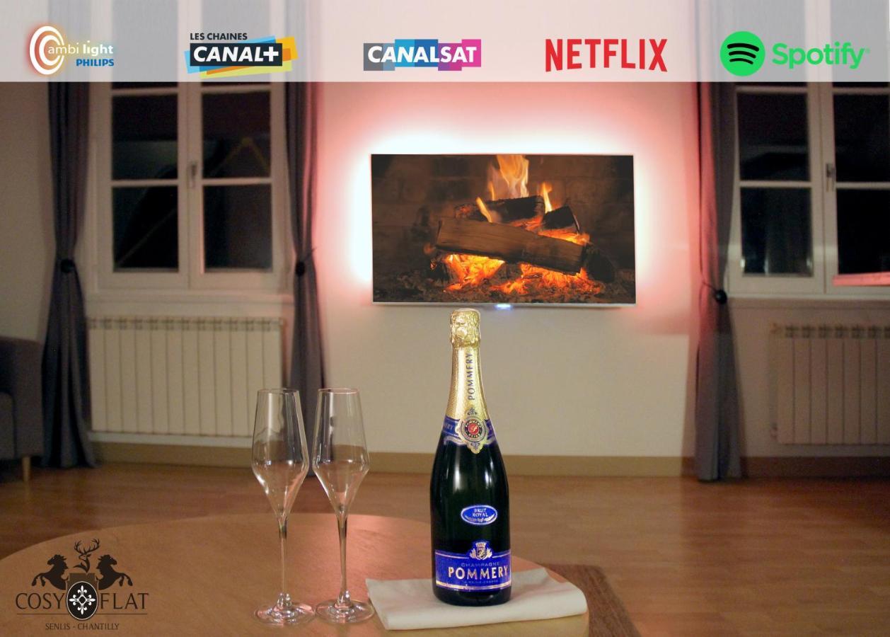 Duplex Cosy Flat - Hyper-Centre Senlis Apartment Senlis  Exterior foto